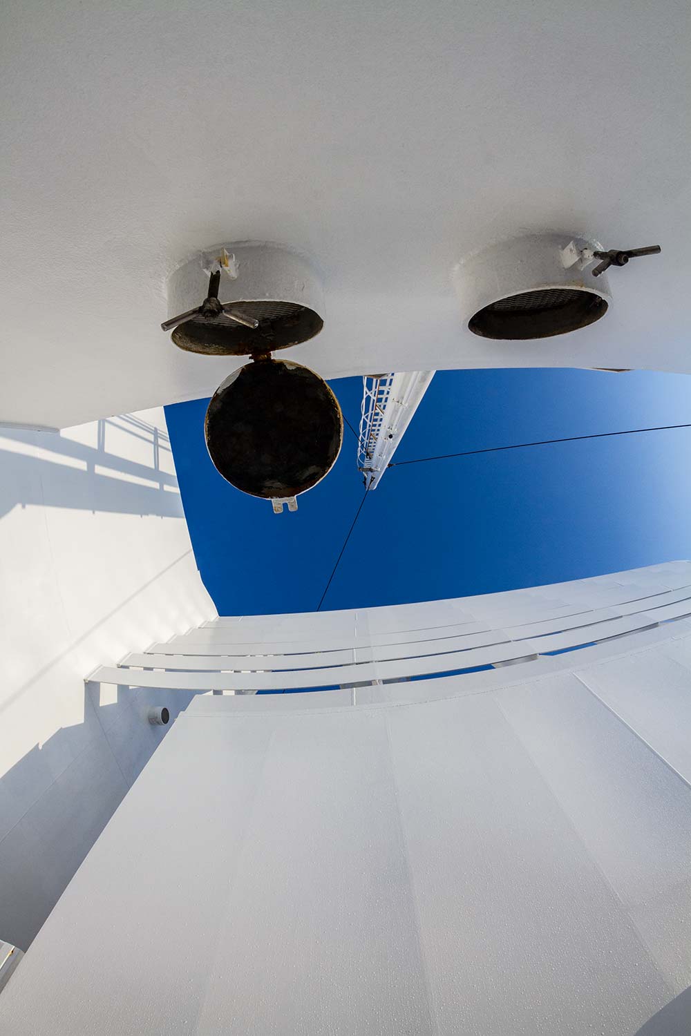 Armorique | Inside Out | Airflow by Ian Harrold