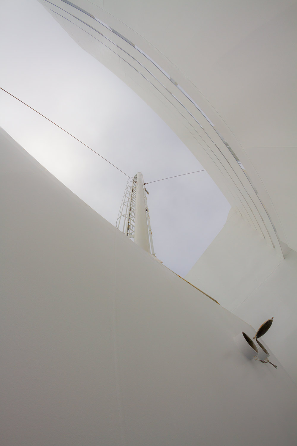 Armorique | Inside Out | Airflow by Ian Harrold