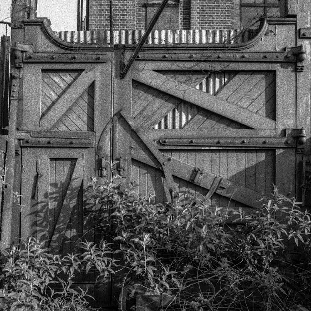 Unearthed | photographs of the Whitechapel Spitalfields coal yard, from the project Unearthed by Ian Harrold